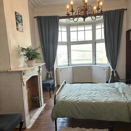 Belle Epoque Historic Flat In The Heart Of דירה *